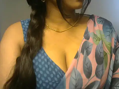 Snapshot of telugu99ramya chatting on October 31, 2025, 4:13 am telugu99ramya online show from October 31, 2025, 4:13 am