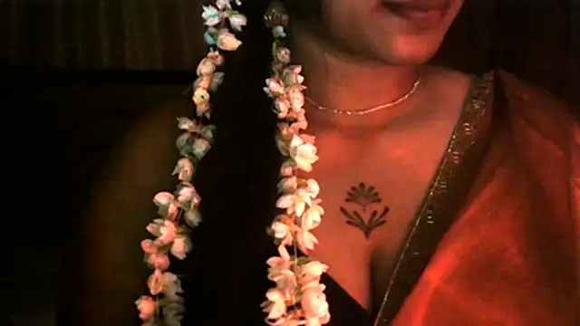 Snapshot of telugu99ramya chatting on May 27, 2026, 5:21 pm telugu99ramya online show from May 27, 2026, 5:21 pm