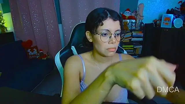 Drea Foox online show from December 22, 2025, 3:25 am