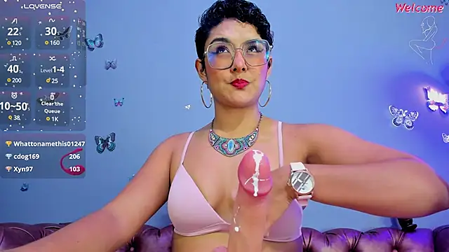 Kaira mosse online show from March 12, 2025, 2:34 pm