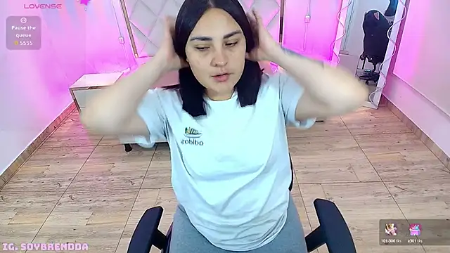 Brendda tay online show from September 15, 2025, 3:17 am