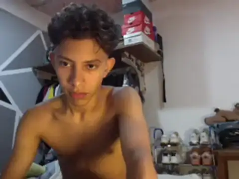 ferchitibellako online show from December 23, 2024, 4:22 am