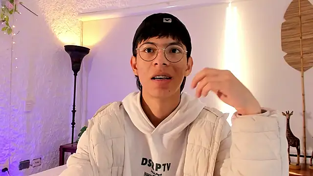 alexandersawyer online show from January 7, 2025, 12:20 pm