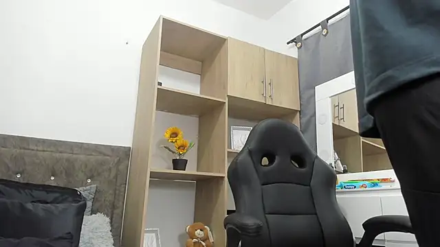 karsonmorris online show from October 23, 2025, 6:50 pm