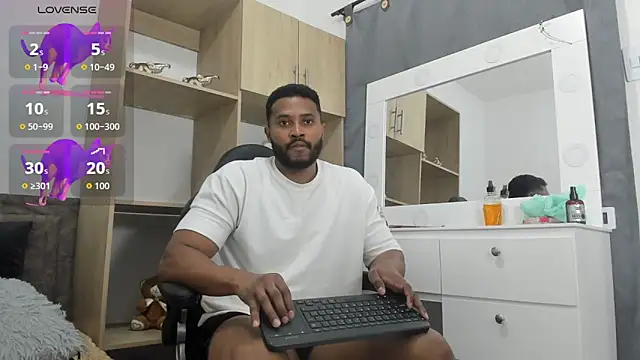 karsonmorris online show from November 13, 2025, 8:19 pm