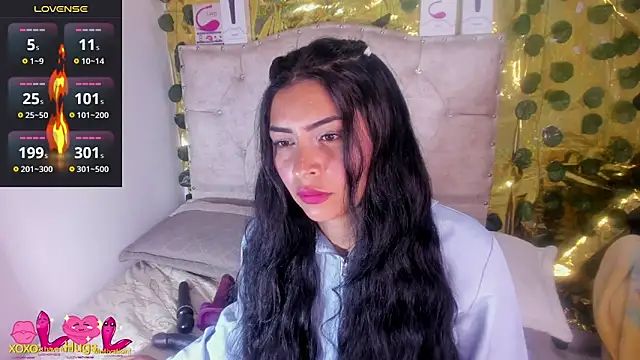 cristalconnorr online show from May 8, 2026, 2:44 pm
