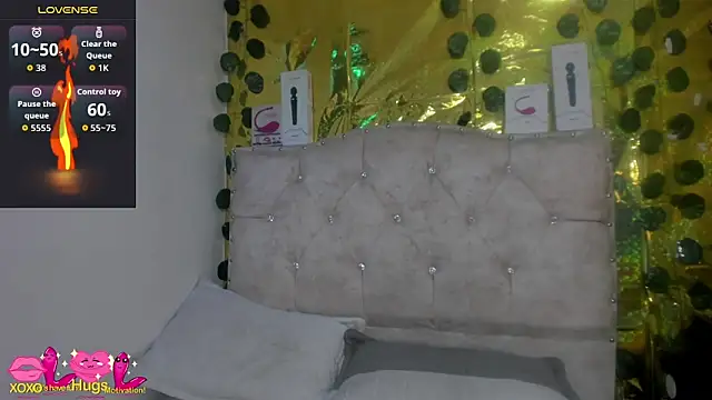 cristalconnorr online show from May 11, 2026, 3:07 pm