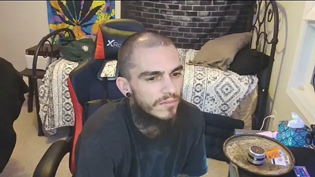 XMeF10 online show from January 19, 2025, 11:43 pm