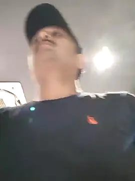 Akhil3290 online show from February 12, 2025, 4:22 pm