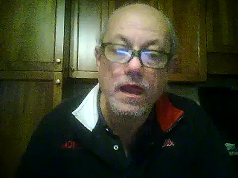Snapshot of gianbragallini chatting on December 17, 2024, 11:05 pm gianbragallini online show from December 17, 2024, 11:05 pm