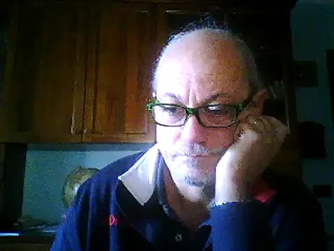 Snapshot of gianbragallini chatting on December 21, 2024, 8:50 am gianbragallini online show from December 21, 2024, 8:50 am