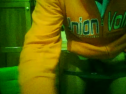 Snapshot of gianbragallini chatting on January 1, 2025, 11:29 pm gianbragallini online show from January 1, 2025, 11:29 pm