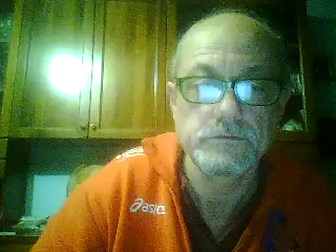 Snapshot of gianbragallini chatting on January 17, 2025, 6:54 pm gianbragallini online show from January 17, 2025, 6:54 pm