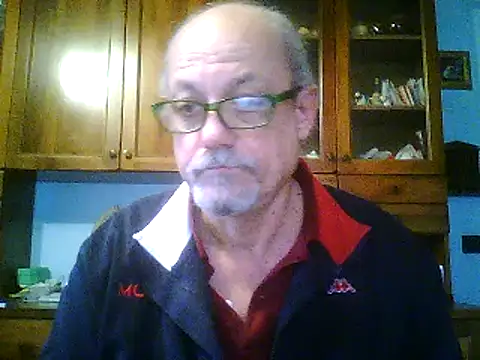 Snapshot of gianbragallini chatting on February 12, 2025, 2:21 pm gianbragallini online show from February 12, 2025, 2:21 pm