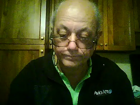 Snapshot of gianbragallini chatting on November 4, 2025, 11:59 pm gianbragallini online show from November 4, 2025, 11:59 pm