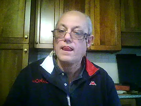 Snapshot of gianbragallini chatting on November 15, 2025, 12:56 pm gianbragallini online show from November 15, 2025, 12:56 pm
