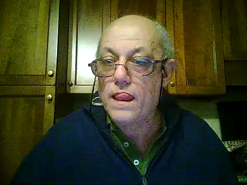 Snapshot of gianbragallini chatting on March 31, 2026, 10:10 pm gianbragallini online show from March 31, 2026, 10:10 pm