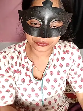 Shivani Mumbai85 online show from March 18, 2025, 4:37 pm