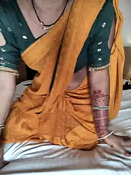 Shivani Mumbai85 online show from March 11, 2026, 10:32 am