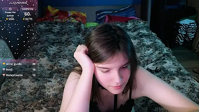 Ruyjin Choi online show from December 23, 2024, 5:22 pm