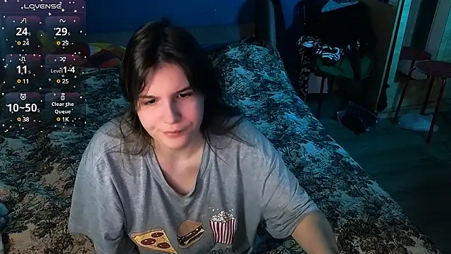 Ruyjin Choi online show from December 27, 2024, 2:12 pm