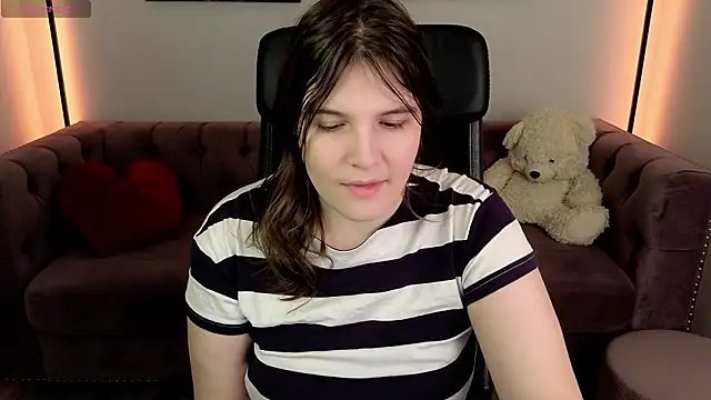 Ruyjin Choi online show from February 8, 2026, 11:02 am