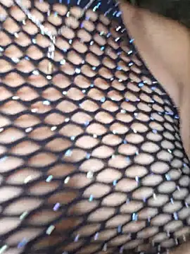 HelenHoltz online show from November 24, 2025, 9:25 pm