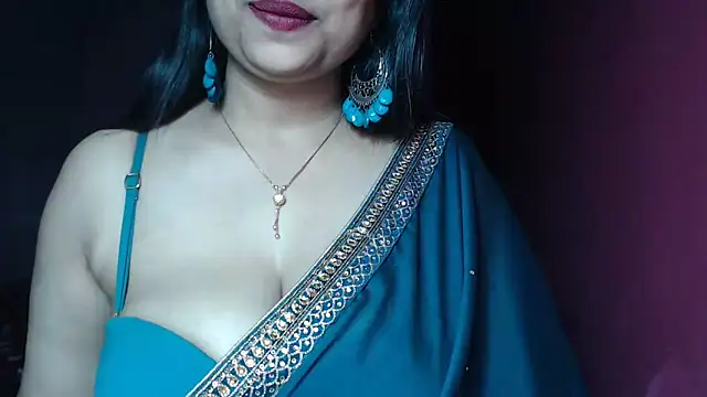 Snapshot of _Kamakshi chatting on January 6, 2025, 9:32 pm Kamakshi online show from January 6, 2025, 9:32 pm