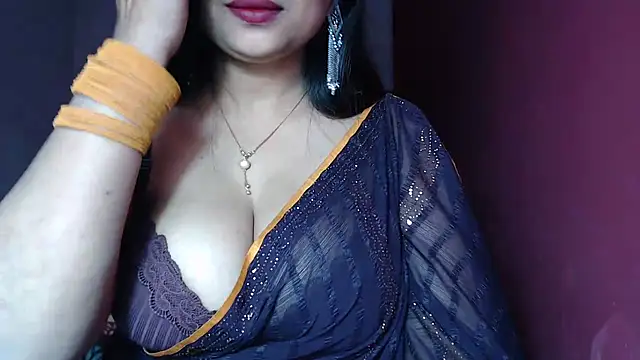 Snapshot of _Kamakshi chatting on February 3, 2025, 5:56 pm Kamakshi online show from February 3, 2025, 5:56 pm