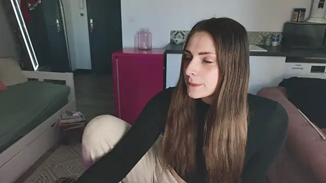 ce leste   online show from October 2, 2025, 3:19 pm