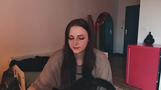 ce leste   online show from November 23, 2025, 12:38 pm