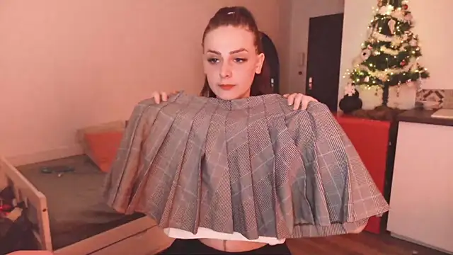 ce leste   online show from December 20, 2025, 4:14 pm