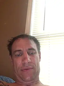 Snapshot of Highfrog1 chatting on June 24, 2026, 4:06 pm Highfrog1 online show from June 24, 2026, 4:06 pm