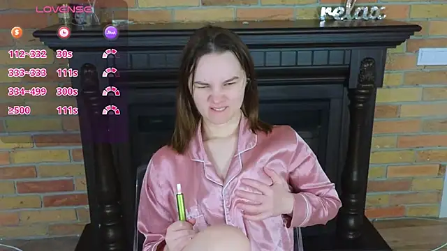 Ellie Sunset online show from April 28, 2026, 8:30 am