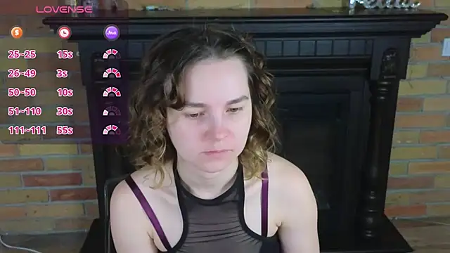 Snapshot of Ellie_Sunset chatting on May 26, 2026, 6:53 am Ellie Sunset online show from May 26, 2026, 6:53 am