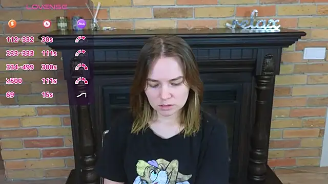 Snapshot of Ellie_Sunset chatting on June 9, 2026, 1:23 pm Ellie Sunset online show from June 9, 2026, 1:23 pm