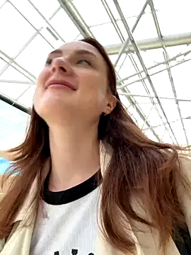 Dina Tease online show from September 12, 2025, 11:10 am