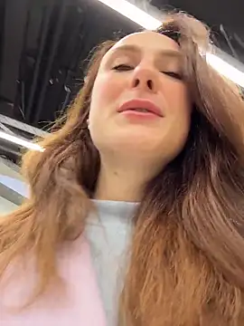 Dina Tease online show from October 18, 2025, 12:39 pm