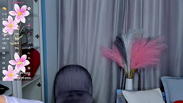 OdetteHarwick online show from September 27, 2025, 8:19 am