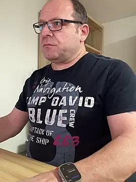 Snapshot of coupleLatinaLovers chatting on December 18, 2024, 2:38 pm coupleLatinaLovers online show from December 18, 2024, 2:38 pm