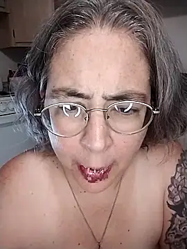 GraceHenderson online show from March 3, 2025, 8:38 am