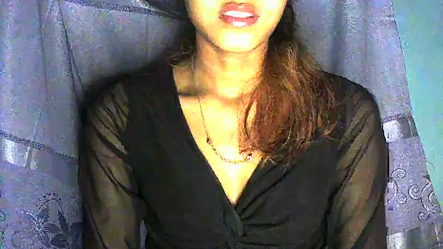 Snapshot of jassi-just18 chatting on December 29, 2024, 4:30 pm jassi-just18 online show from December 29, 2024, 4:30 pm