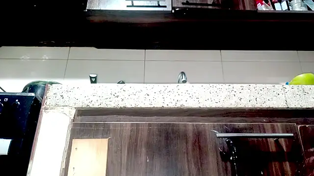 PetiteIvoryQueen19 online show from February 3, 2026, 6:40 am