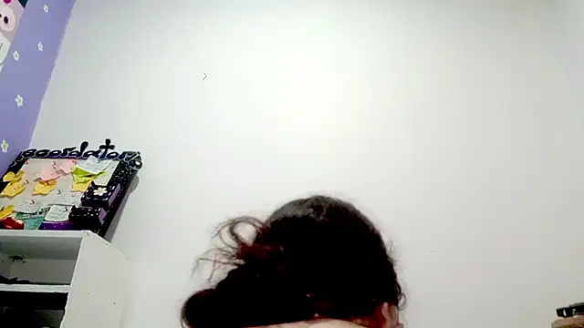 PetiteIvoryQueen19 online show from March 9, 2026, 5:06 pm