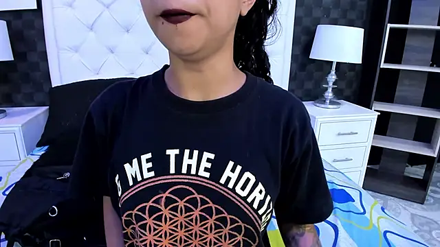 rave connor online show from September 23, 2025, 6:44 pm