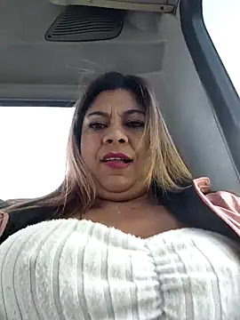 Laura-Hernandez online show from April 1, 2026, 3:09 pm