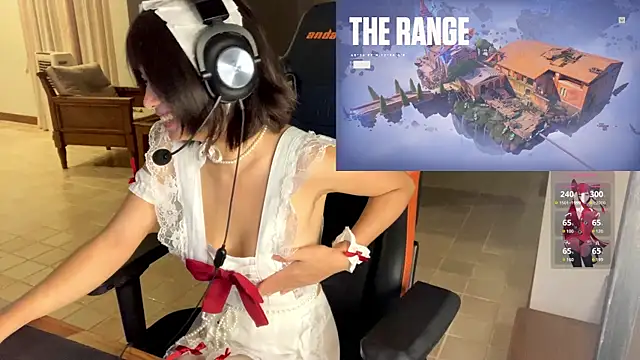 Snapshot of JayJaylov chatting on December 25, 2024, 8:28 pm JayJaylov online show from December 25, 2024, 8:28 pm