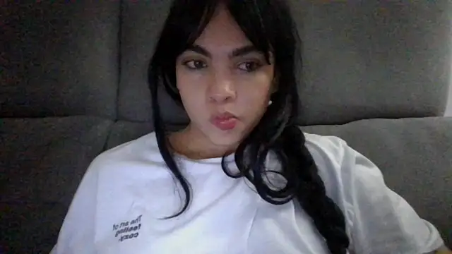 Kiri Cutee online show from December 5, 2024, 8:33 am