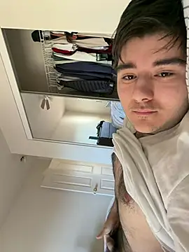 Yann 18 online show from March 13, 2026, 3:51 pm