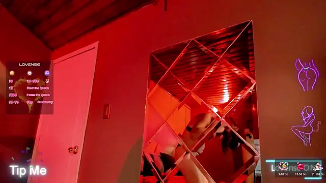 Alliemilky online show from October 28, 2025, 4:38 am